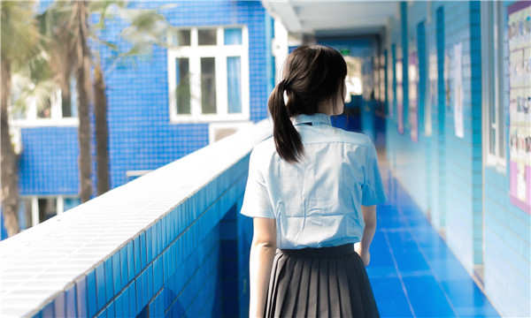 阿尔山如何找到一个可以帮助我生孩子的女人？